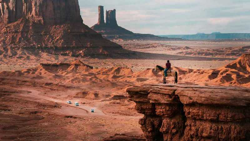 Monument Valley Valley Drive