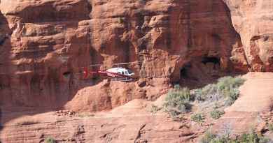 Survol en hélicoptère du Red Rocks de Sycamore Canyon